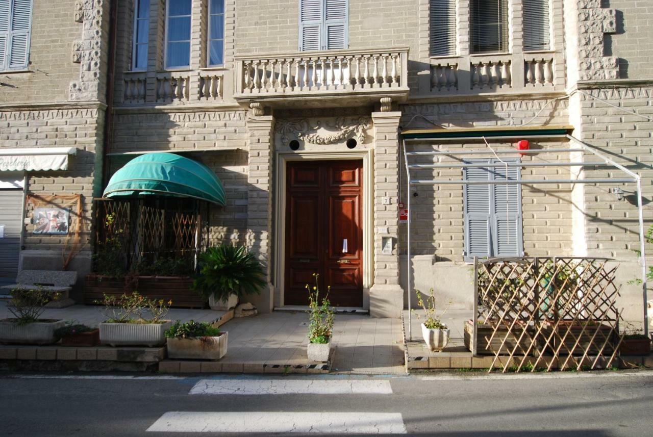 Tino Brezza Di Mare Apartment Deiva Marina Exterior photo